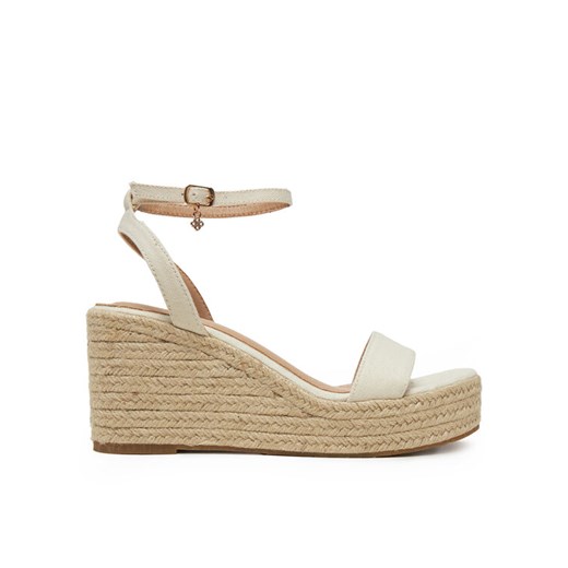 Espadryle DeeZee EA0315-2 Écru ze sklepu eobuwie.pl w kategorii Espadryle damskie - zdjęcie 182049004