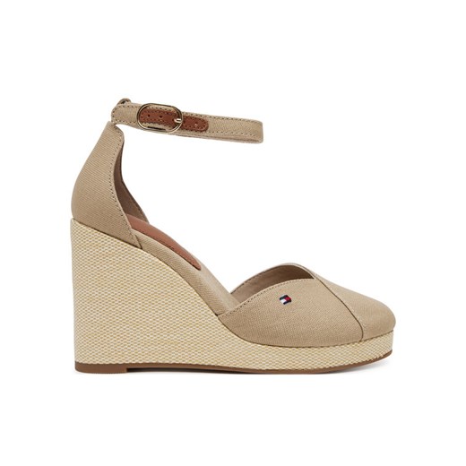 Półbuty Tommy Hilfiger Flag High Wedge Espad Closed Toe FW0FW08494 Beżowy ze sklepu eobuwie.pl w kategorii Sandały damskie - zdjęcie 182051852