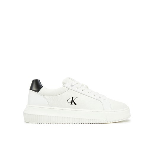 Sneakersy Calvin Klein Jeans Chunky Cupsole Low Mg YW0YW01769 Biały ze sklepu eobuwie.pl w kategorii Buty sportowe damskie - zdjęcie 182052831