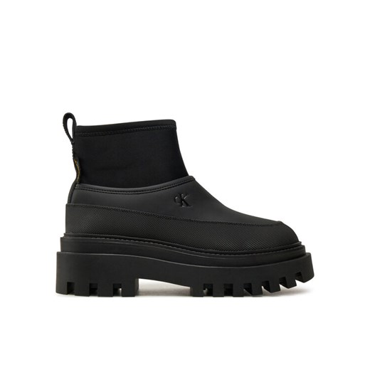 Kalosze Calvin Klein Jeans Flatform Rainboot Low Mg R YW0YW01560 Czarny ze sklepu eobuwie.pl w kategorii Kalosze damskie - zdjęcie 182055050