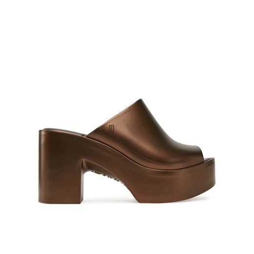 Klapki Melissa Melissa Mule Hype Metallic Ad 36497 Brązowy ze sklepu eobuwie.pl w kategorii Klapki damskie - zdjęcie 182065734
