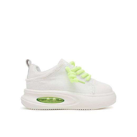 Sneakersy GOE RR2N4091 Biały ze sklepu eobuwie.pl w kategorii Buty sportowe damskie - zdjęcie 182069553
