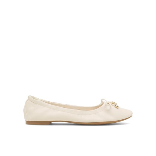 Baleriny Nine West WFA2617-1 Écru ze sklepu eobuwie.pl w kategorii Balerinki - zdjęcie 182071300
