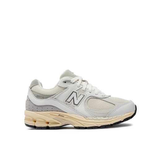 Sneakersy New Balance M2002RIA Biały ze sklepu eobuwie.pl w kategorii Buty sportowe męskie - zdjęcie 182075651