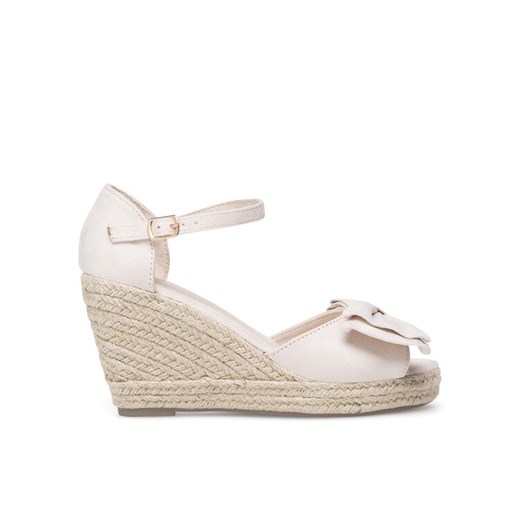 Espadryle DeeZee WYL2710-02 Beżowy ze sklepu eobuwie.pl w kategorii Sandały damskie - zdjęcie 182076354
