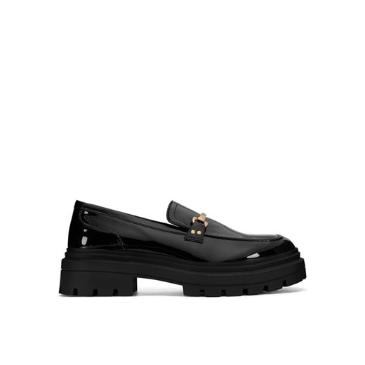 Loafersy DeeZee 58682-9 Czarny ze sklepu eobuwie.pl w kategorii Lordsy damskie - zdjęcie 182077414