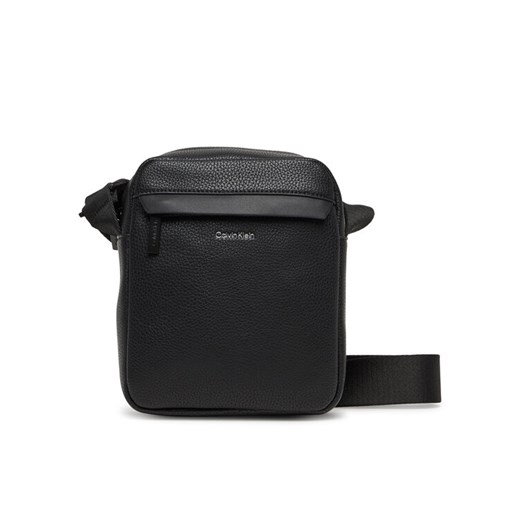Saszetka Calvin Klein Ck Must Reporter S K50K512882 Czarny ze sklepu eobuwie.pl w kategorii Torby męskie - zdjęcie 182080562