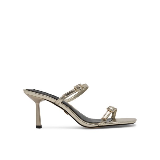 Klapki Nine West ZL23005-1CC Złoty ze sklepu eobuwie.pl w kategorii Klapki damskie - zdjęcie 182084670