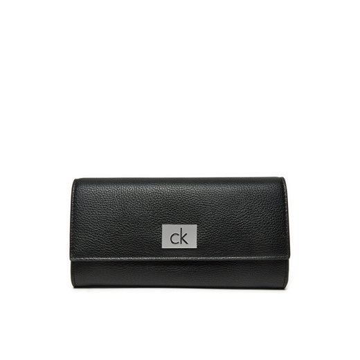 Duży Portfel Damski Calvin Klein Ck Plaque Large Trifold K60K612839 Czarny ze sklepu eobuwie.pl w kategorii Portfele damskie - zdjęcie 182089981