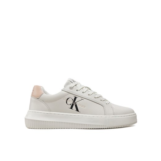 Sneakersy Calvin Klein Jeans Chunky Cupsole Mono Lth Wn YW0YW00823 Biały ze sklepu eobuwie.pl w kategorii Buty sportowe damskie - zdjęcie 182092720