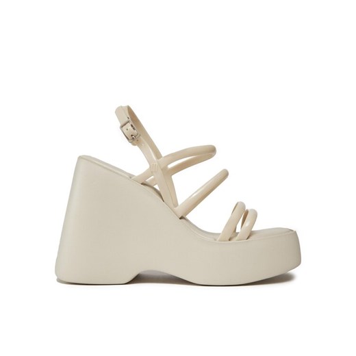 Sandały Melissa Melissa Jessie Platform Ad 33994 Beżowy ze sklepu eobuwie.pl w kategorii Sandały damskie - zdjęcie 182093581