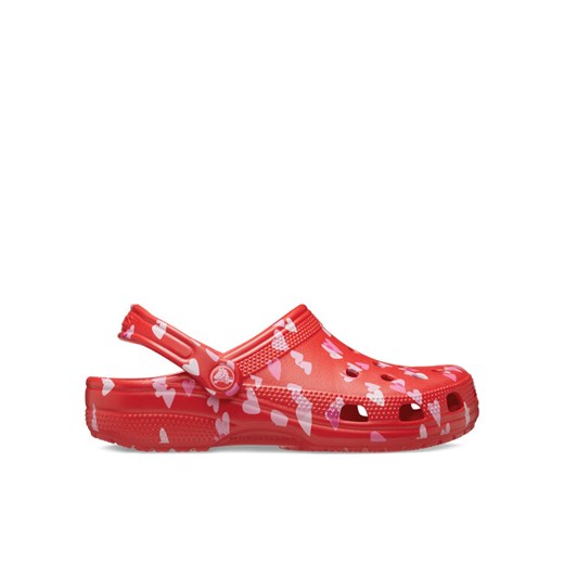 Klapki Crocs Classic Vday Clog 209682 Czerwony ze sklepu eobuwie.pl w kategorii Klapki damskie - zdjęcie 182094331