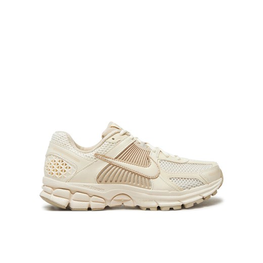 Sneakersy Nike Zoom Vomero 5 FQ6868 111 Écru ze sklepu eobuwie.pl w kategorii Buty sportowe damskie - zdjęcie 182095353