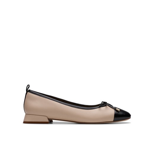Baleriny Clarks Ubree15 Poppy 26181329 Beżowy ze sklepu eobuwie.pl w kategorii Balerinki - zdjęcie 182096403