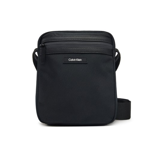 Saszetka Calvin Klein K50K512884 Czarny ze sklepu eobuwie.pl w kategorii Saszetki - zdjęcie 182096923