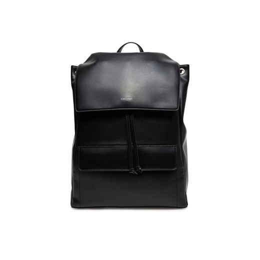 Plecak Calvin Klein Ck Sleek Flap Bp K50K512916 Czarny ze sklepu eobuwie.pl w kategorii Plecaki - zdjęcie 182099061