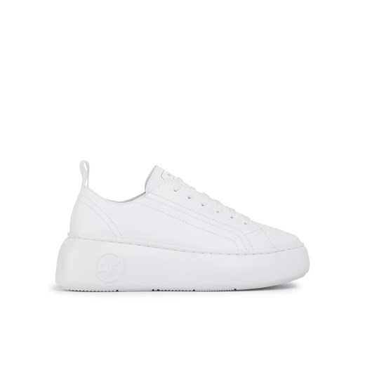 Sneakersy Armani Exchange XDX043 XCC64 00152 Biały ze sklepu eobuwie.pl w kategorii Trampki damskie - zdjęcie 182100941