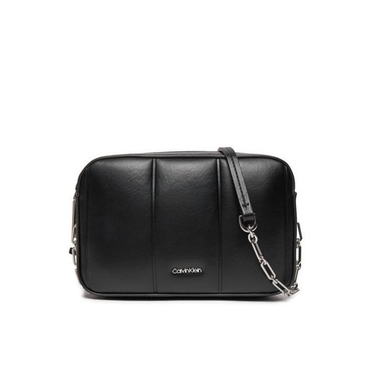 Torebka Calvin Klein Line Quilt Camera Bag K60K613076 Czarny ze sklepu eobuwie.pl w kategorii Listonoszki - zdjęcie 182104444
