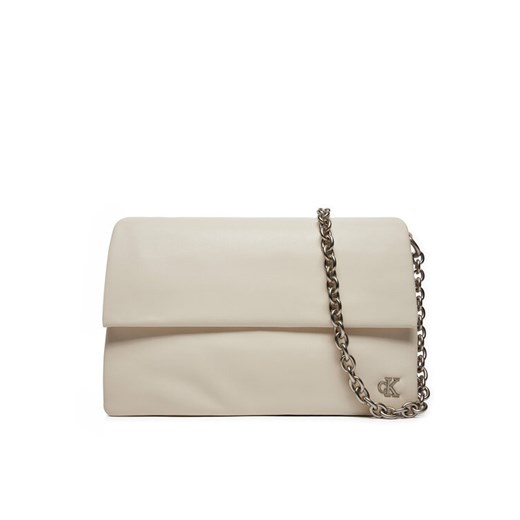 Torebka Calvin Klein Jeans Micro Mono Ew Flap25 Pu K60K611947 Beżowy ze sklepu eobuwie.pl w kategorii Kopertówki - zdjęcie 182106804