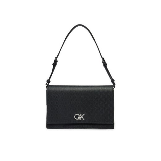 Torebka Calvin Klein Ck Elongated Shoulder Bag_Mono K60K613139 Czarny ze sklepu eobuwie.pl w kategorii Torebki damskie - zdjęcie 182115572