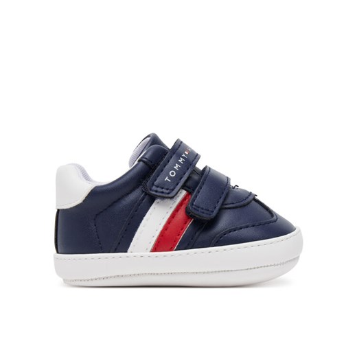 Sneakersy Tommy Hilfiger Stripe Low Cut Velcro T0B9-33831-1433 Granatowy ze sklepu eobuwie.pl w kategorii Buty sportowe dziecięce - zdjęcie 182117473