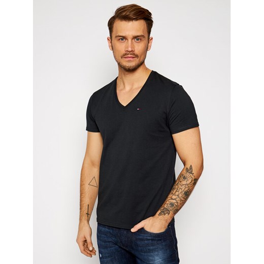 Tommy Jeans T-Shirt DM0DM04410 Czarny Regular Fit ze sklepu MODIVO w kategorii T-shirty męskie - zdjęcie 182594701
