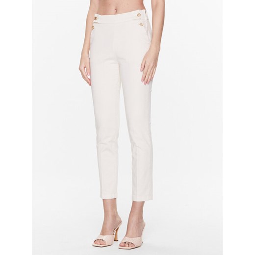 Liu Jo Spodnie materiałowe WA3236 T9257 Écru Slim Fit ze sklepu MODIVO w kategorii Spodnie damskie - zdjęcie 182595501
