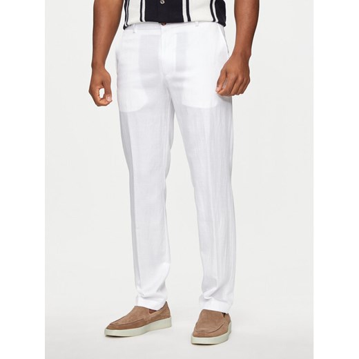 JOOP! Chinosy Hank 30042199 Écru Slim Fit ze sklepu MODIVO w kategorii Spodnie męskie - zdjęcie 182596253