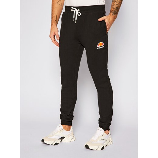 Ellesse Spodnie dresowe Ovest SHS01763 Czarny Regular Fit ze sklepu MODIVO w kategorii Spodnie męskie - zdjęcie 182596322
