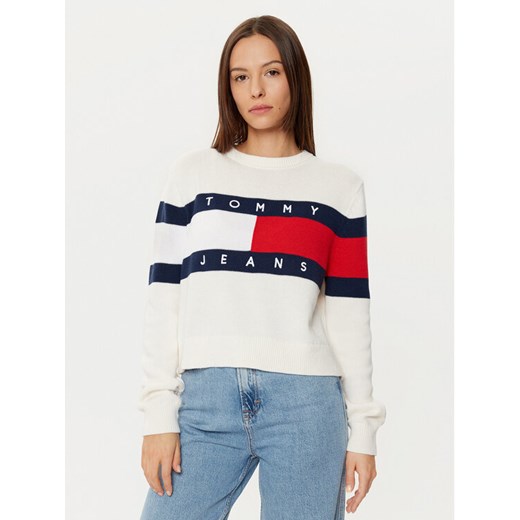Tommy Jeans Sweter Center Flag DW0DW19335 Écru Regular Fit ze sklepu MODIVO w kategorii Swetry damskie - zdjęcie 182596363