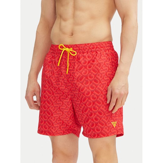 Guess Szorty kąpielowe F4GT06 WG2A2 Czerwony Regular Fit ze sklepu MODIVO w kategorii Kąpielówki - zdjęcie 182597520