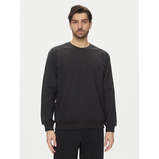 adidas Bluza Premium Essentials JC9574 Czarny Loose Fit ze sklepu MODIVO w kategorii Bluzy męskie - zdjęcie 182598160