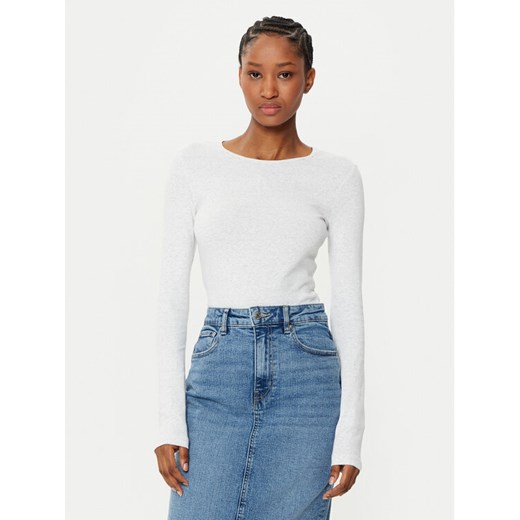 Gina Tricot Bluzka 24216 Szary Regular Fit ze sklepu MODIVO w kategorii Bluzki damskie - zdjęcie 182598503