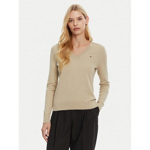 Tommy Hilfiger Sweter WW0WW40098 Beżowy Regular Fit ze sklepu MODIVO w kategorii Swetry damskie - zdjęcie 182599053