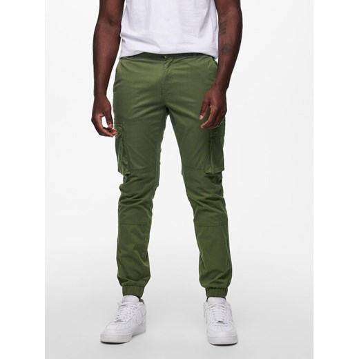 Only & Sons Spodnie materiałowe 22016687 Zielony Tapered Fit ze sklepu MODIVO w kategorii Spodnie męskie - zdjęcie 182599082