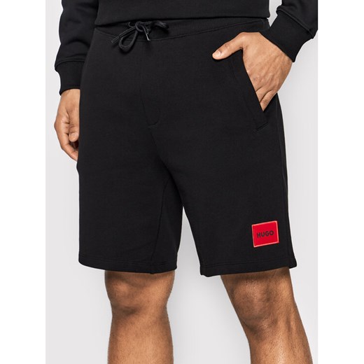 Hugo Szorty sportowe Diz222 50466196 Czarny Regular Fit ze sklepu MODIVO w kategorii Spodenki męskie - zdjęcie 182601412