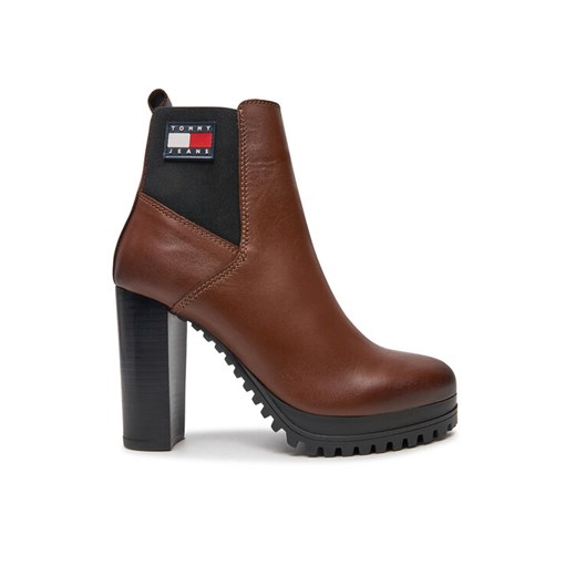 Tommy Jeans Botki Tjw New Ess High Heel Boot EN0EN02439 Brązowy ze sklepu MODIVO w kategorii Botki - zdjęcie 182601681