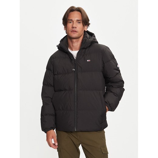 Tommy Jeans Kurtka puchowa Essential DM0DM19786 Czarny Regular Fit ze sklepu MODIVO w kategorii Kurtki męskie - zdjęcie 182601951