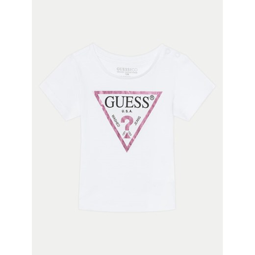 Guess T-Shirt K73I56 K8HM0 Biały Regular Fit ze sklepu MODIVO w kategorii T-shirty chłopięce - zdjęcie 182602032