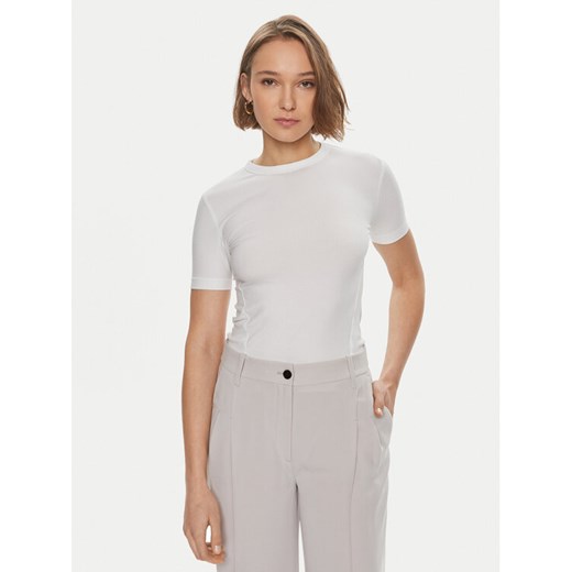 Calvin Klein T-Shirt K20K206553 Biały Slim Fit ze sklepu MODIVO w kategorii Bluzki damskie - zdjęcie 182602184