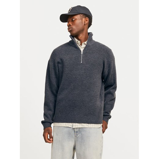 Jack&Jones Sweter Ollie 12241817 Szary Relaxed Fit ze sklepu MODIVO w kategorii Swetry męskie - zdjęcie 182603733