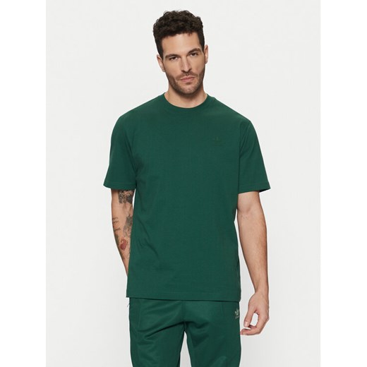 adidas T-Shirt Trefoil Series JD0680 Zielony Regular Fit ze sklepu MODIVO w kategorii T-shirty męskie - zdjęcie 182604004