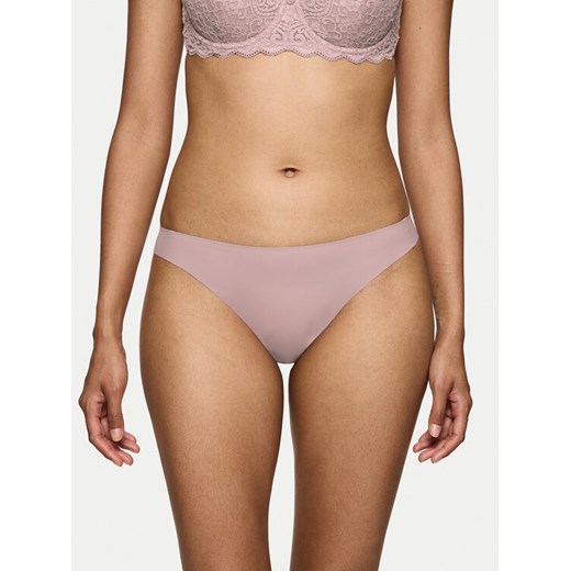 Triumph Stringi Smart Invisible 10222291 Różowy - id: 0000304901881 - marki Triumph - 182604114 Triumph Stringi Smart Invisible 10222291 Różowy ze sklepu MODIVO w kategorii Majtki damskie - zdjęcie 182604114