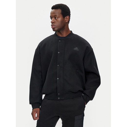 adidas Kurtka bomber Brand Love IW3550 Czarny Loose Fit ze sklepu MODIVO w kategorii Kurtki męskie - zdjęcie 182604120