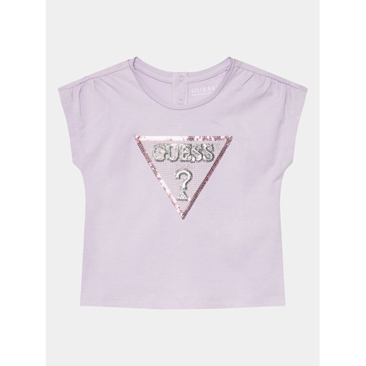 Guess T-Shirt K4GI11 K6YW4 Fioletowy Regular Fit ze sklepu MODIVO w kategorii Bluzki dziewczęce - zdjęcie 182604243