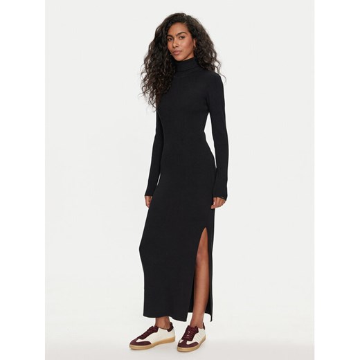 Lee Sukienka dzianinowa 112358303 Czarny Slim Fit ze sklepu MODIVO w kategorii Sukienki - zdjęcie 182604781