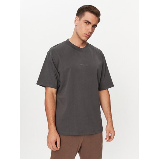 New Balance T-Shirt Athletics Linear T-Shirt MT33560 Czarny Regular Fit ze sklepu MODIVO w kategorii T-shirty męskie - zdjęcie 182605001