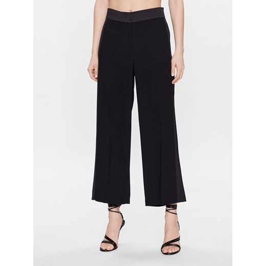 Marella Spodnie materiałowe Grace 2331310533 Czarny Regular Fit ze sklepu MODIVO w kategorii Spodnie damskie - zdjęcie 182605284