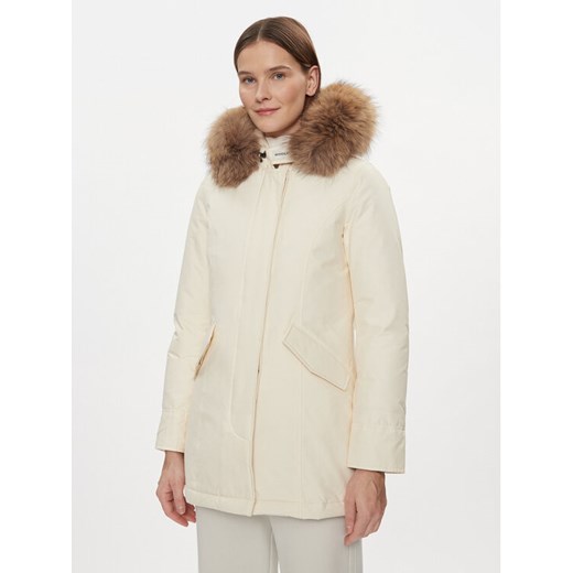 Woolrich Kurtka puchowa Arctic Raccoon CFWWOU0538FRUT0001 Écru Regular Fit ze sklepu MODIVO w kategorii Kurtki damskie - zdjęcie 182605722