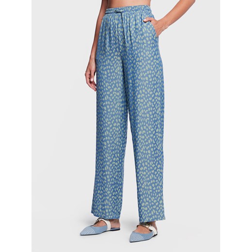 Silvian Heach Spodnie materiałowe GPP23483PA Niebieski Relaxed Fit ze sklepu MODIVO w kategorii Spodnie damskie - zdjęcie 182605743